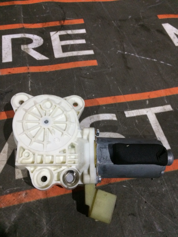 мотор стеклоподъемника, 980 рублей, Красноярск