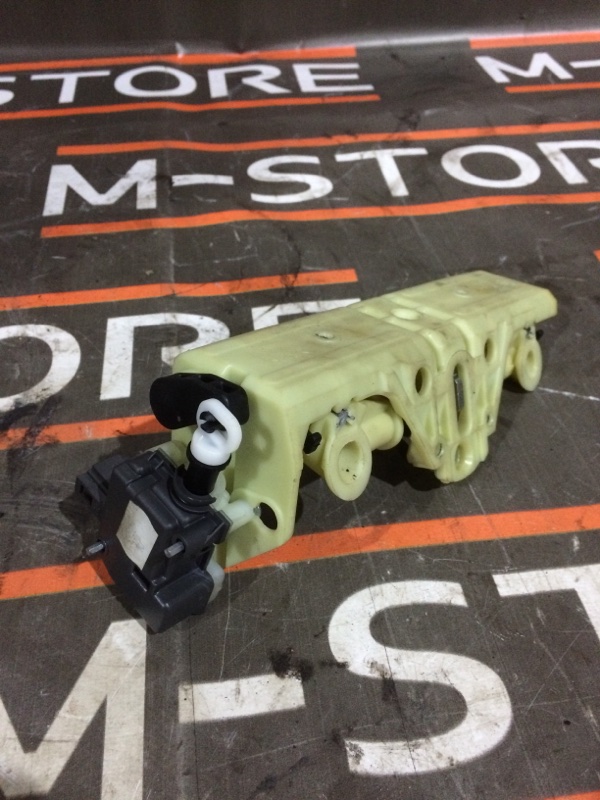 механизм складывания подголовника, 340 рублей, Красноярск