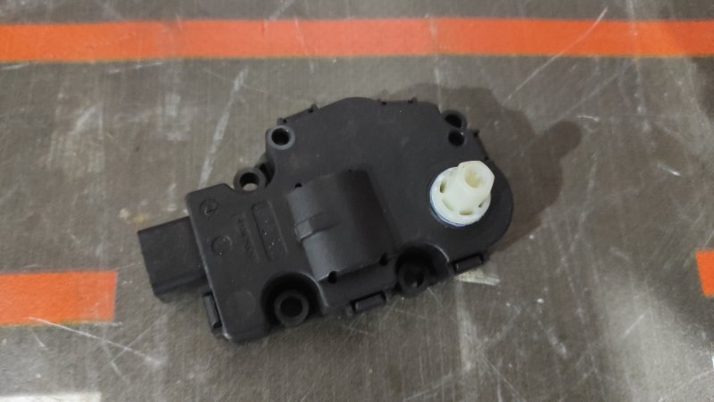 привод заслонки отопителя, 300 рублей, Красноярск