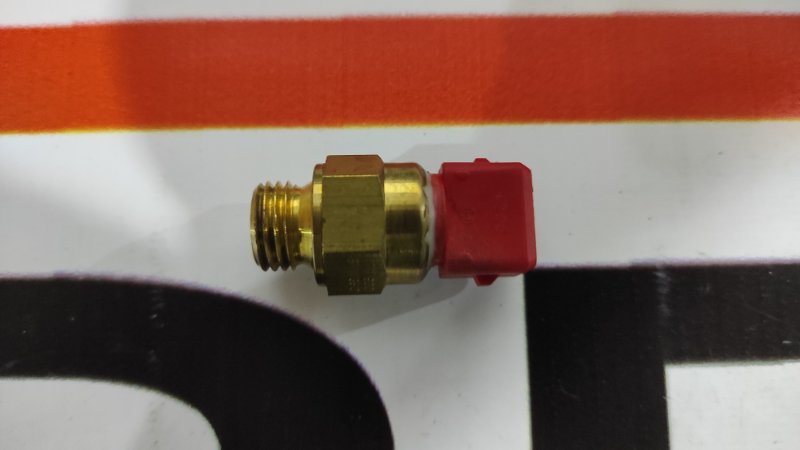 датчик температуры охлаждающей жидкости, 200 рублей, Красноярск