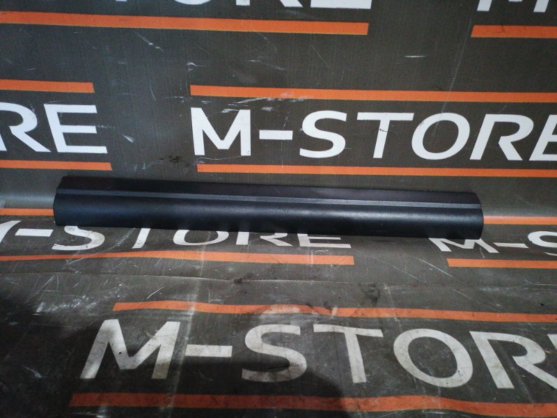 Накладка на порог салона, 210 рублей, Красноярск