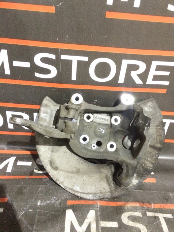 кулак поворотный, 1000 рублей, Красноярск