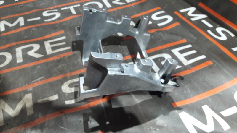 Кронштейн подлокотника, 340 рублей, Красноярск