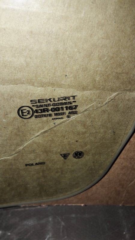 Стекло боковое, 860 рублей, Красноярск