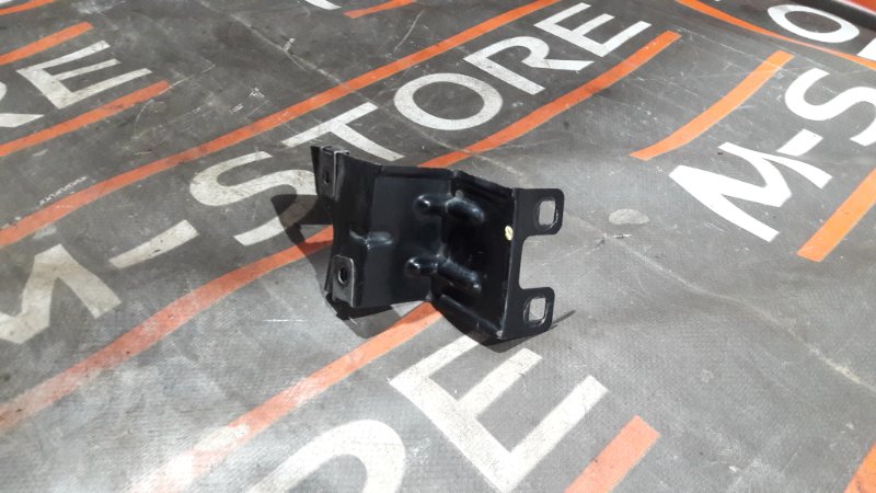 крепление бампера, 340 рублей, Красноярск