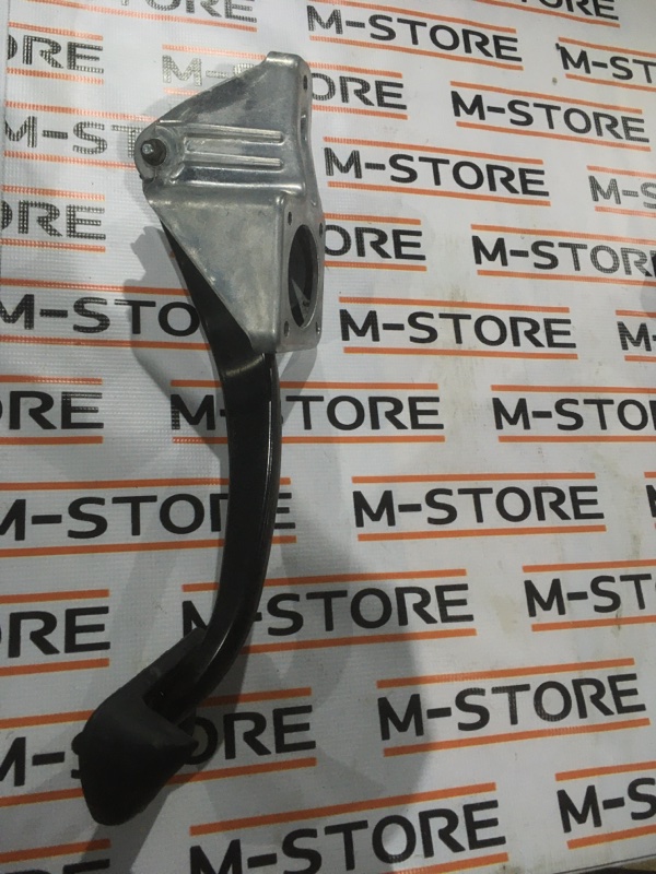 педаль тормоза, 670 рублей, Красноярск