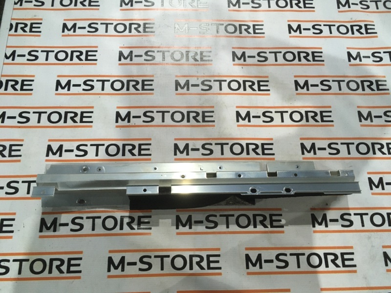 кронштейн направляющей шторки багажника, 340 рублей, Красноярск