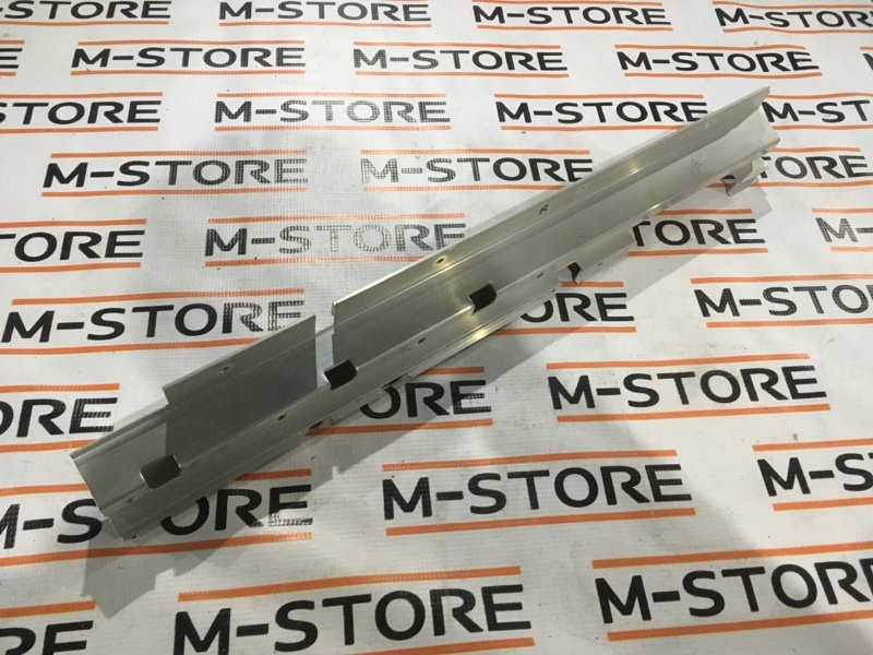 кронштейн направляющей шторки багажника, 340 рублей, Красноярск