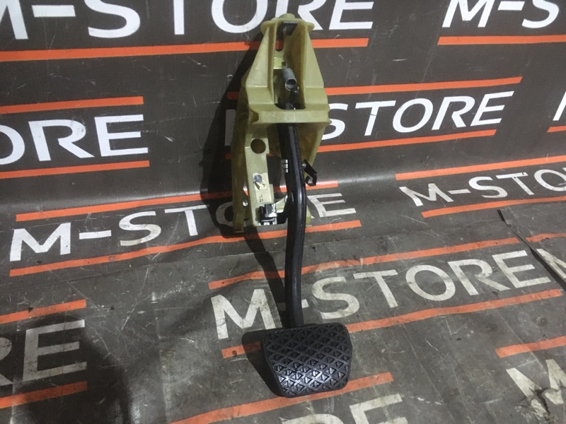 педаль тормоза, 350 рублей, Красноярск