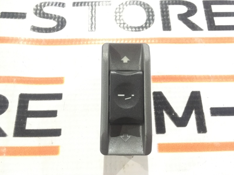 Кнопка люка, 300 рублей, Красноярск