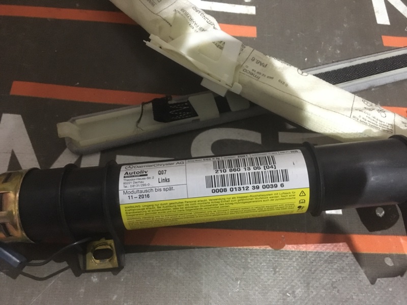 Подушка безопасности боковая (потолочная), 630 рублей, Красноярск