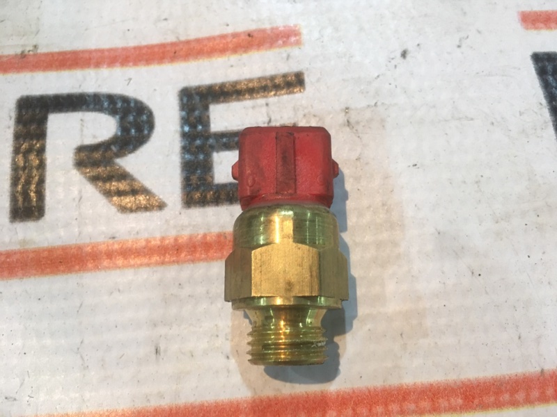 датчик температуры охлаждающей жидкости, 200 рублей, Красноярск