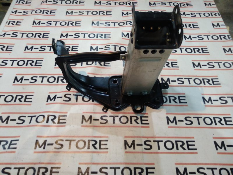 кронштейн усилителя бампера, 930 рублей, Красноярск