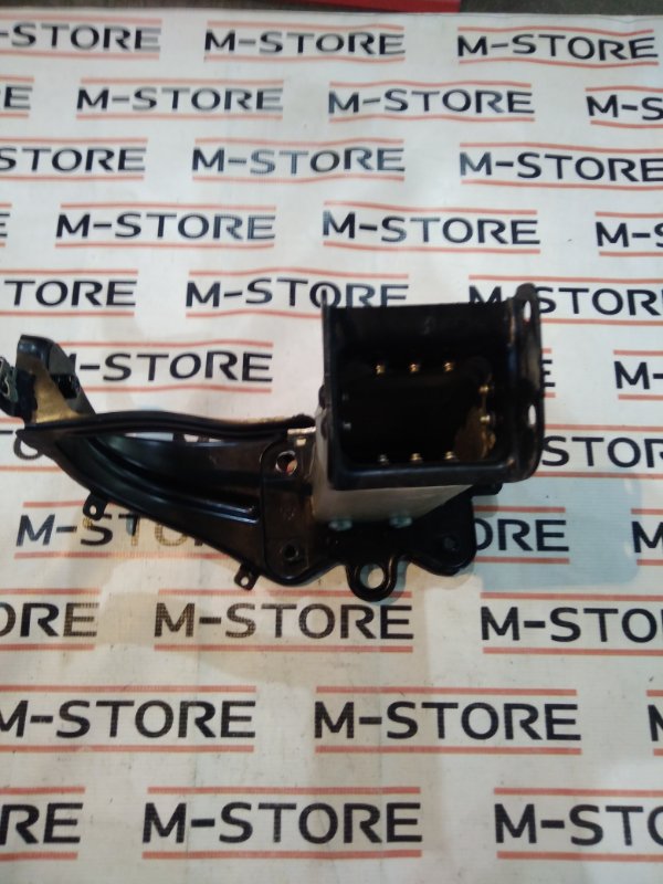 кронштейн усилителя бампера, 930 рублей, Красноярск