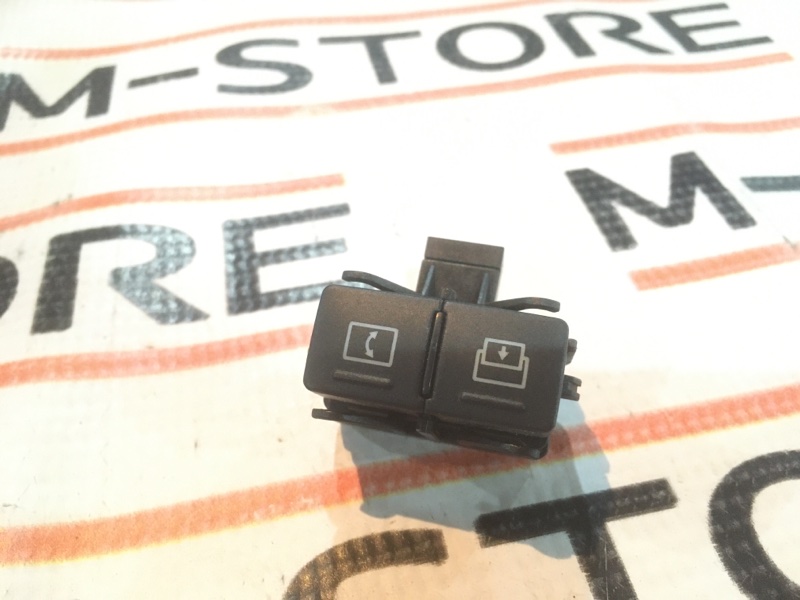 Кнопка управления дисплеем, 500 рублей, Красноярск