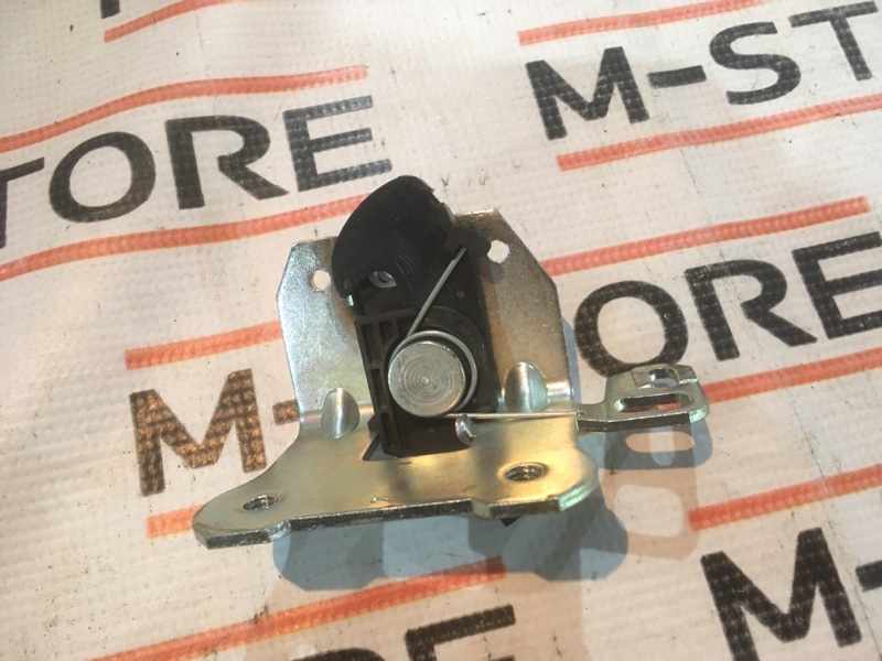 Замок спинки сиденья, 350 рублей, Красноярск