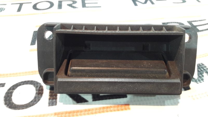 ручка багажника, 500 рублей, Красноярск