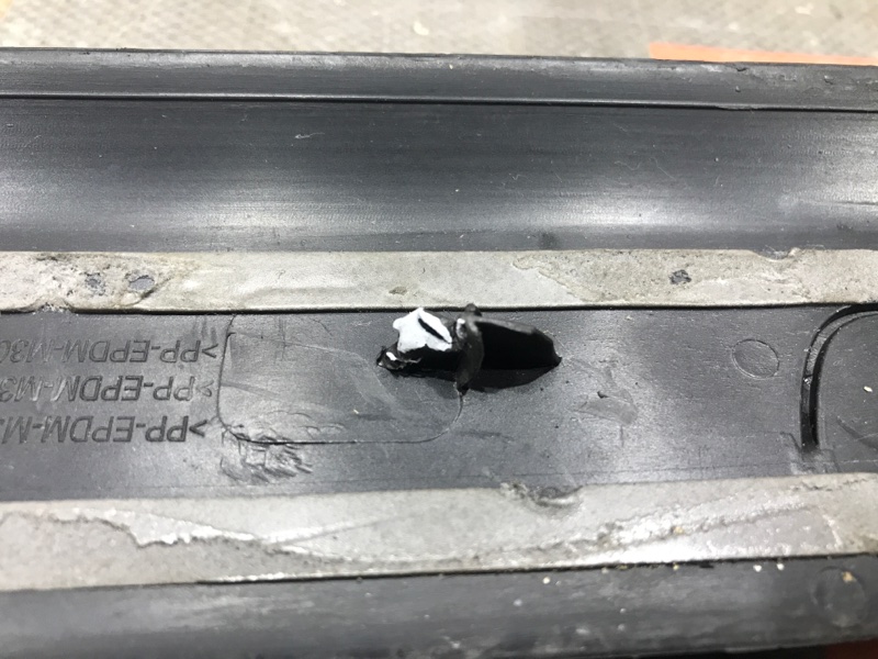 Накладка на порог салона, 300 рублей, Красноярск