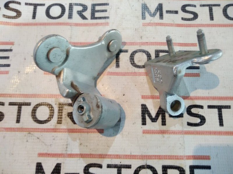 петля двери, 670 рублей, Красноярск