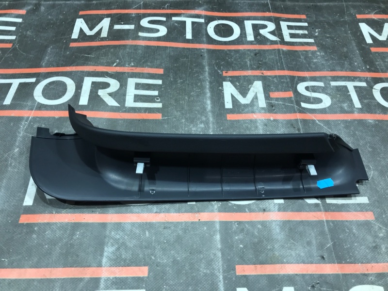 обшивка двери багажника, 300 рублей, Красноярск