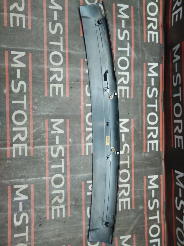 спойлер, 1290 рублей, Красноярск