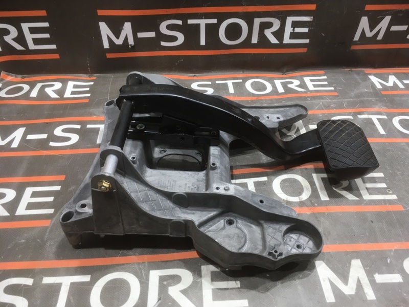 педаль тормоза, 350 рублей, Красноярск