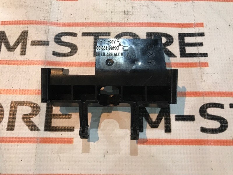 кронштейн, 340 рублей, Красноярск