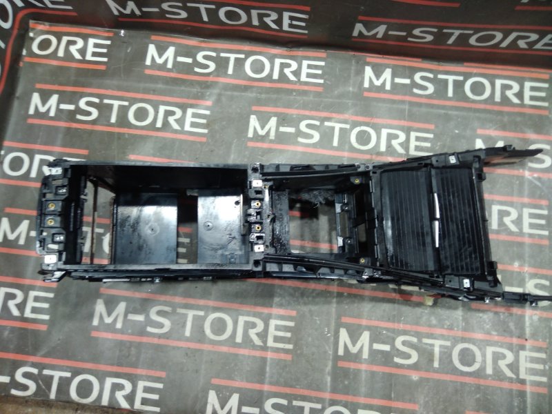 Консоль между сидений, 670 рублей, Красноярск