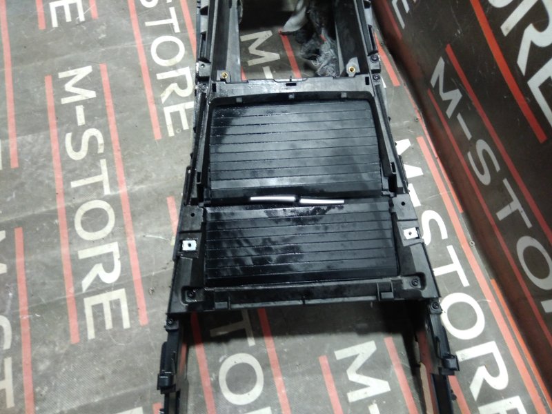 Консоль между сидений, 670 рублей, Красноярск