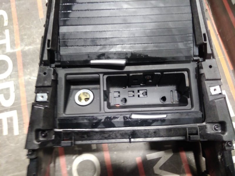 Консоль между сидений, 670 рублей, Красноярск