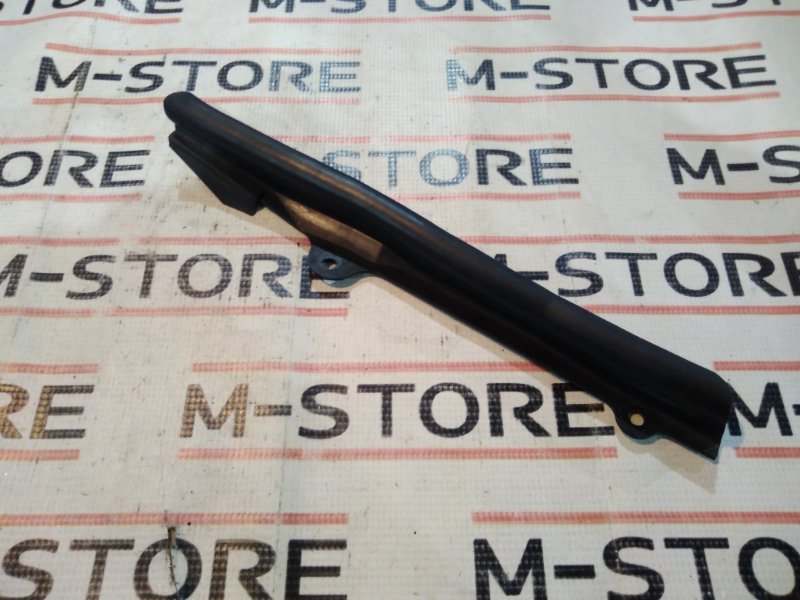 Уплотнитель капота, 340 рублей, Красноярск