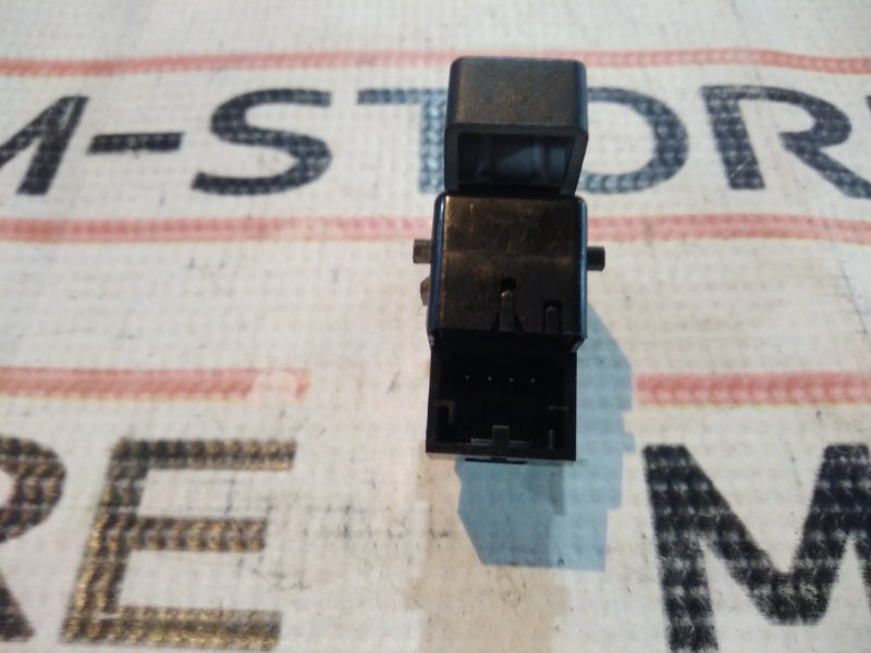 Кнопка центрального замка, 100 рублей, Красноярск