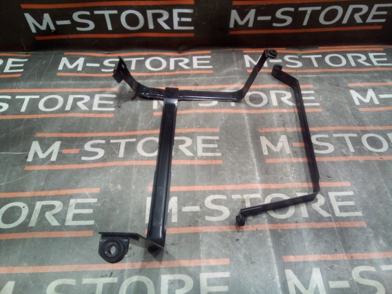 Крепление топливного бака, 340 рублей, Красноярск