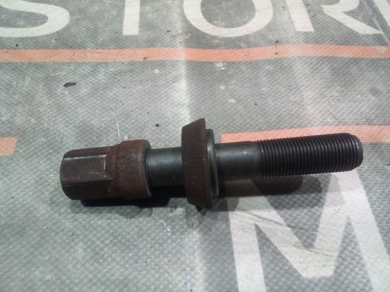 болт, 300 рублей, Красноярск