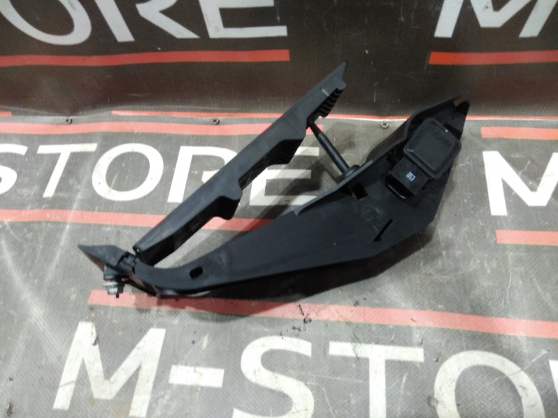 педаль газа, 500 рублей, Красноярск