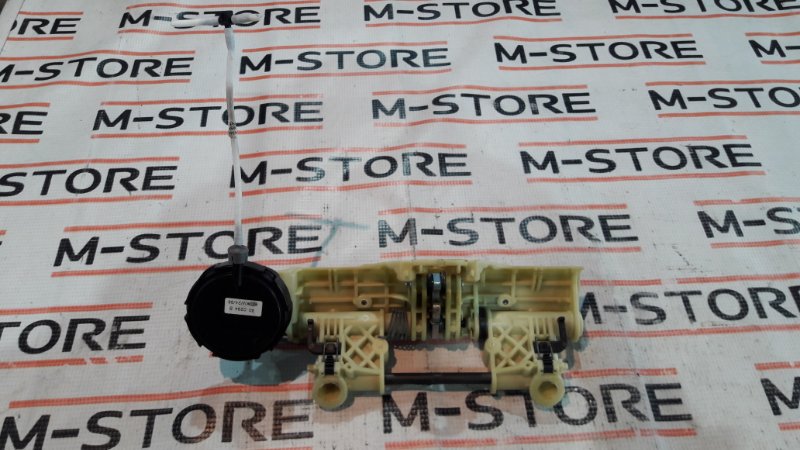 механизм складывания подголовника, 340 рублей, Красноярск