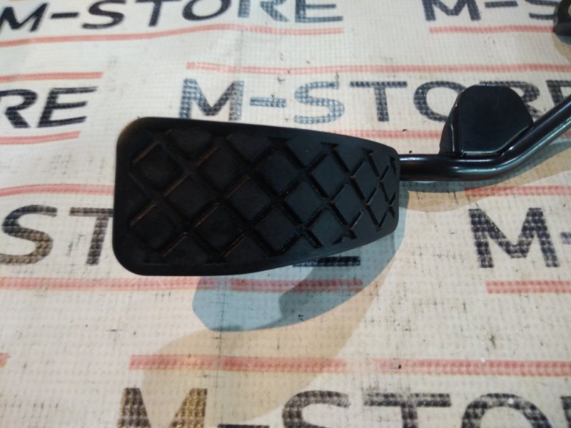 педаль газа, 400 рублей, Красноярск