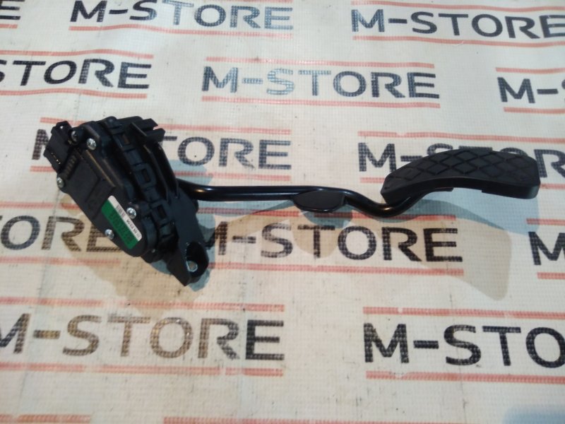 педаль газа, 400 рублей, Красноярск