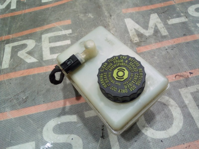 Бачок главного тормозного цилиндра, 340 рублей, Красноярск