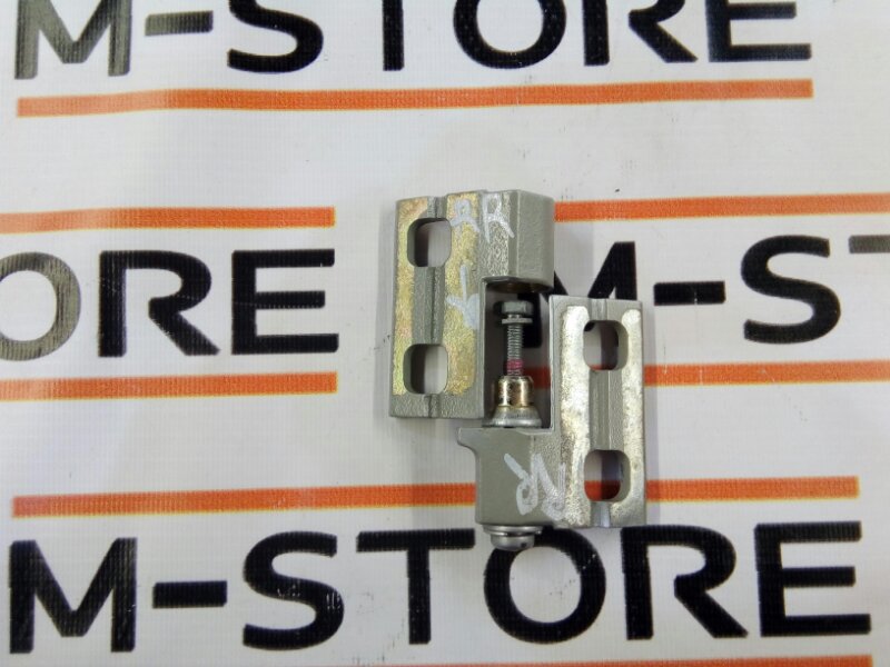 петля двери, 350 рублей, Красноярск