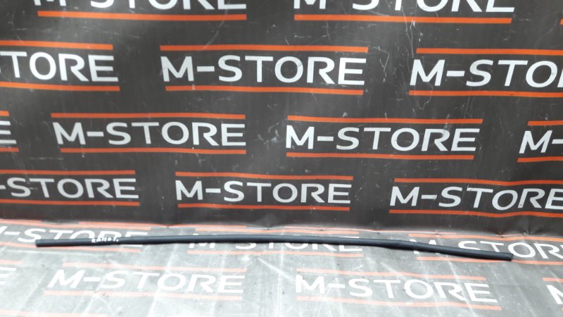 Уплотнитель капота, 340 рублей, Красноярск