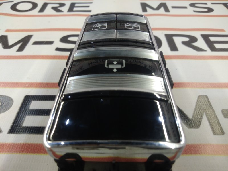 Блок управления стеклоподъемниками, 1000 рублей, Красноярск