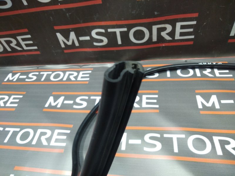 Уплотнитель капота, 630 рублей, Красноярск