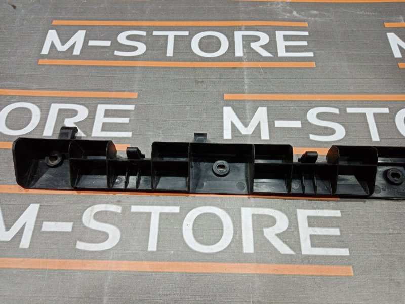 кронштейн порога, 340 рублей, Красноярск