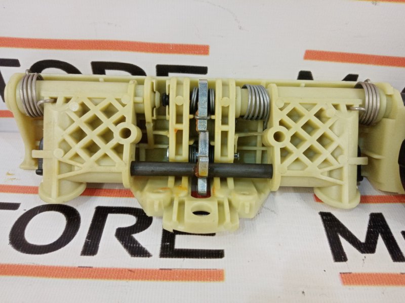 механизм складывания подголовника, 340 рублей, Красноярск