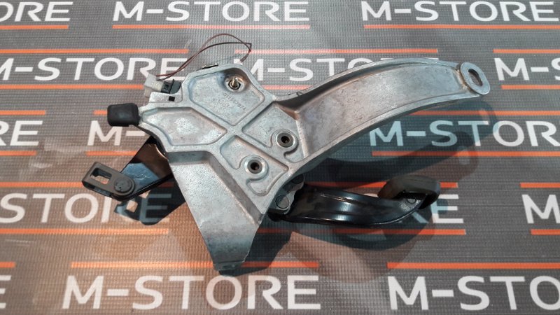 Педаль стояночного тормоза, 350 рублей, Красноярск