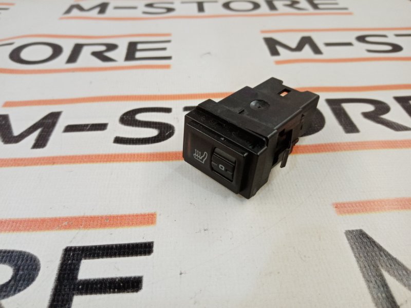 Кнопка подогрева сидений, 300 рублей, Красноярск