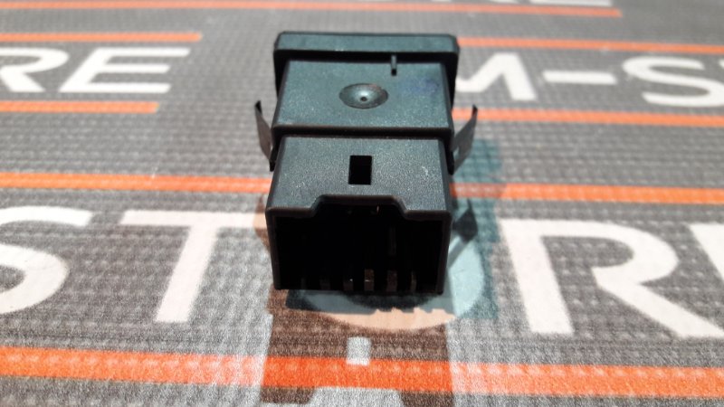 Кнопка подогрева сидений, 300 рублей, Красноярск