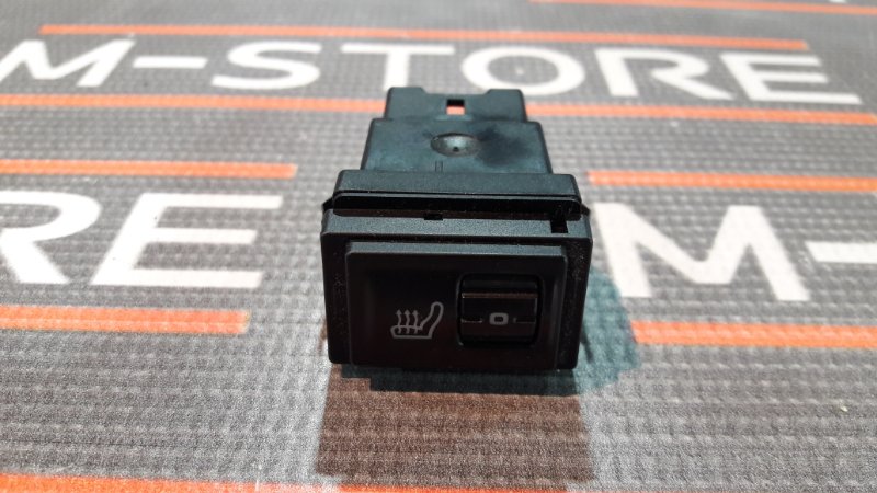 Кнопка подогрева сидений, 300 рублей, Красноярск