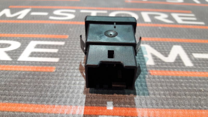 Кнопка подогрева сидений, 300 рублей, Красноярск